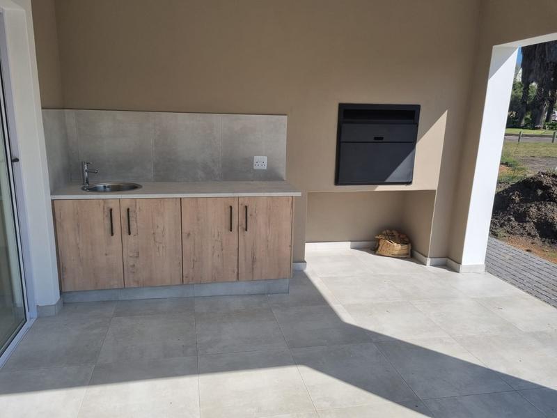 3 Bedroom Property for Sale in Vanderbijlpark SE 10 Gauteng