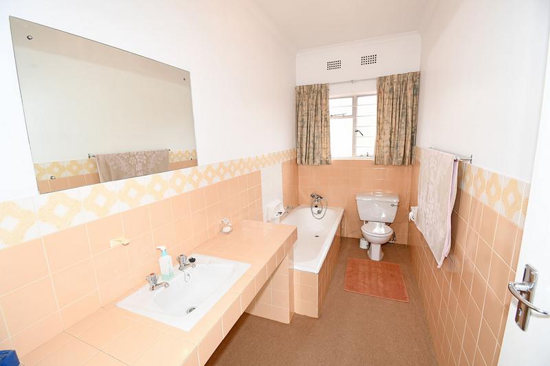 3 Bedroom Property for Sale in River Club Gauteng