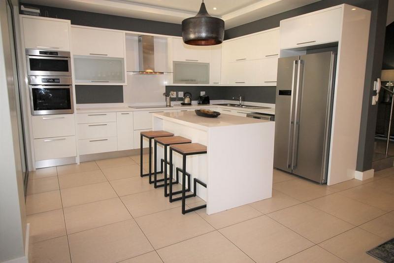To Let 3 Bedroom Property for Rent in Morningside Gauteng