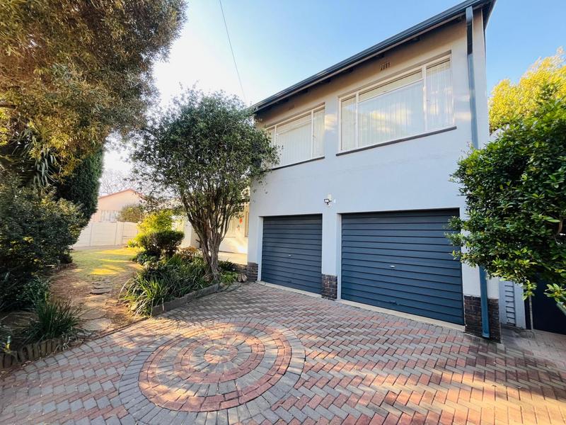 4 Bedroom Property for Sale in South Crest Gauteng