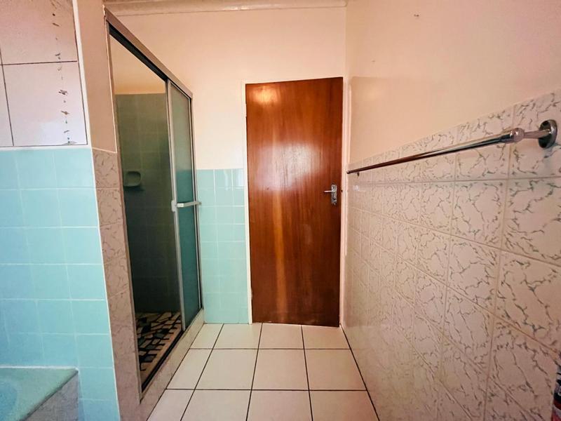 4 Bedroom Property for Sale in South Crest Gauteng