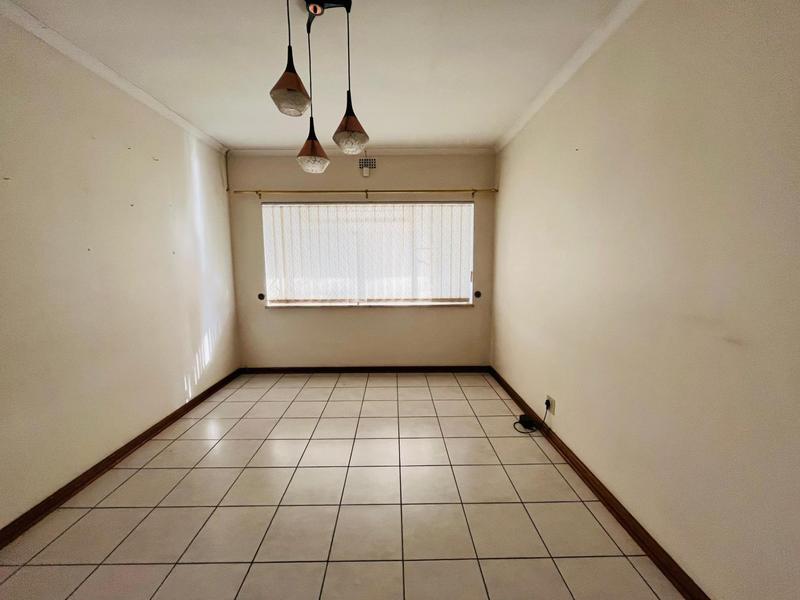 4 Bedroom Property for Sale in South Crest Gauteng