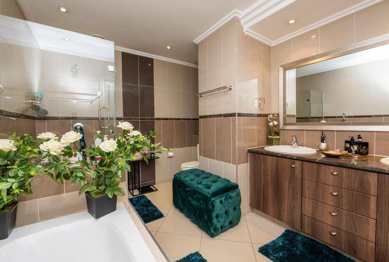 3 Bedroom Property for Sale in Bedfordview Gauteng