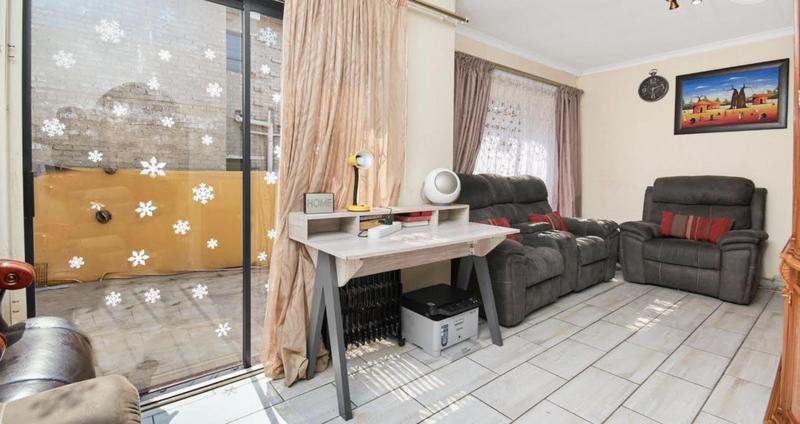3 Bedroom Property for Sale in Olievenhoutbosch Gauteng
