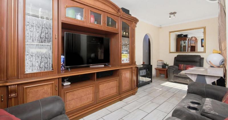 3 Bedroom Property for Sale in Olievenhoutbosch Gauteng