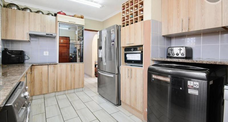 3 Bedroom Property for Sale in Olievenhoutbosch Gauteng