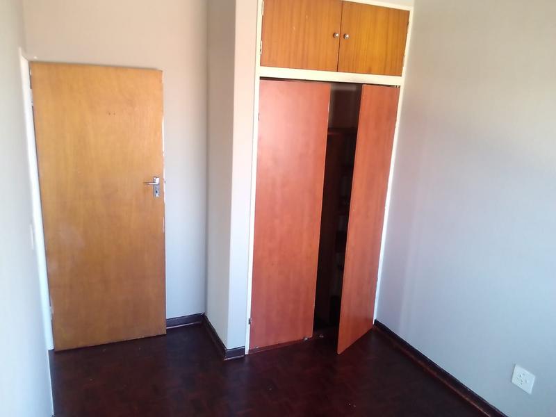 To Let 2 Bedroom Property for Rent in Florida Gauteng