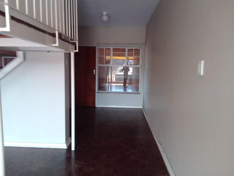 To Let 2 Bedroom Property for Rent in Florida Gauteng
