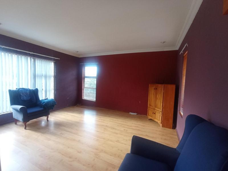2 Bedroom Property for Sale in Helderkruin Gauteng