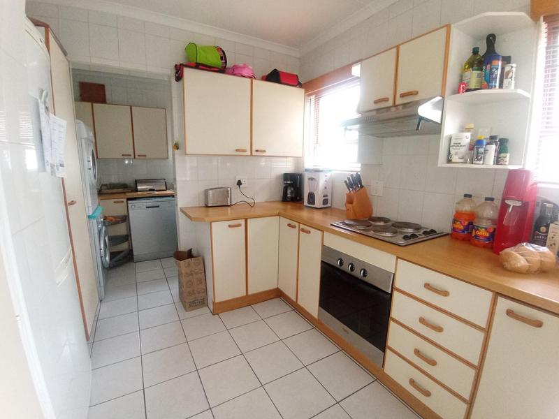 2 Bedroom Property for Sale in Helderkruin Gauteng