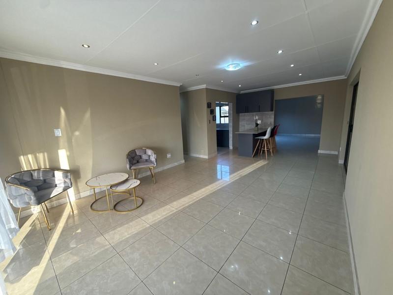 3 Bedroom Property for Sale in Birch Acres Gauteng