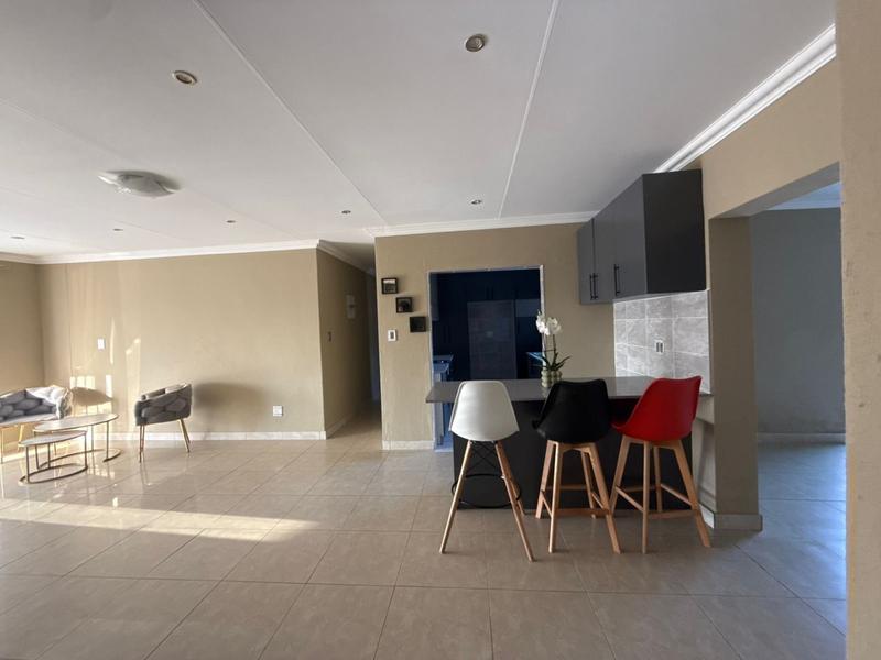 3 Bedroom Property for Sale in Birch Acres Gauteng