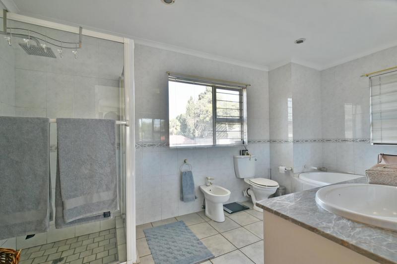4 Bedroom Property for Sale in Bedfordview Gauteng