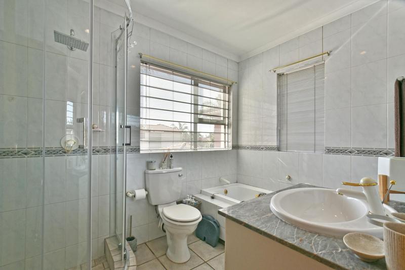 4 Bedroom Property for Sale in Bedfordview Gauteng