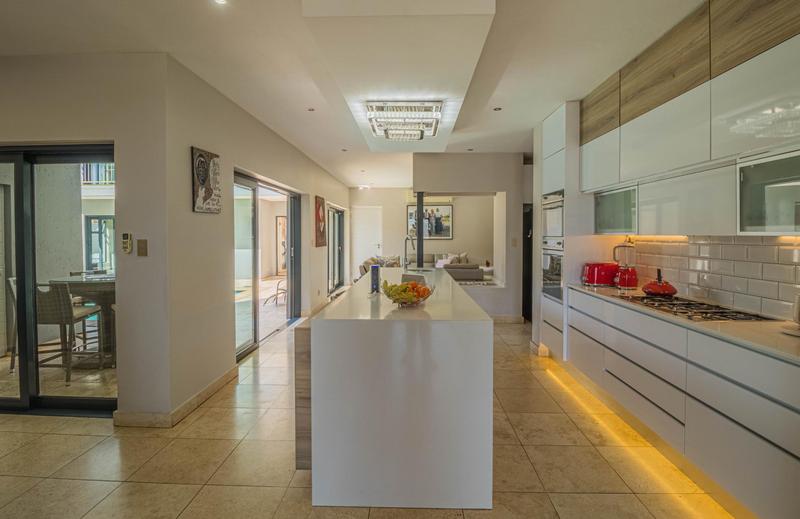 6 Bedroom Property for Sale in Midstream Ridge Gauteng