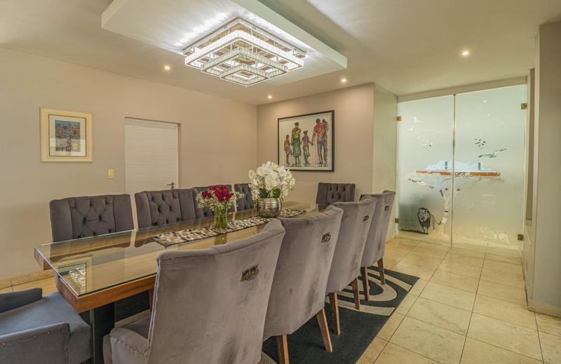 6 Bedroom Property for Sale in Midstream Ridge Gauteng
