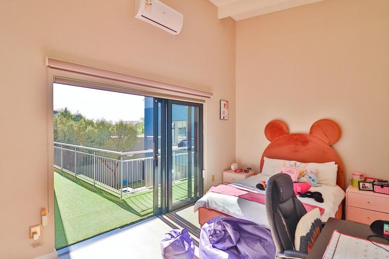 6 Bedroom Property for Sale in Midstream Ridge Gauteng
