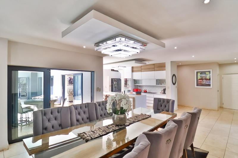 6 Bedroom Property for Sale in Midstream Ridge Gauteng
