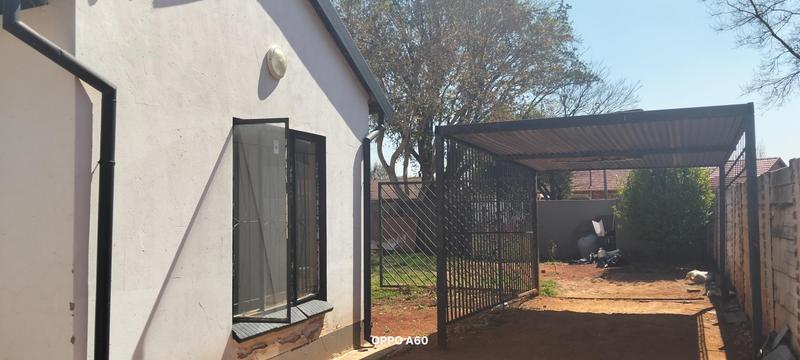 3 Bedroom Property for Sale in Dawn Park Gauteng