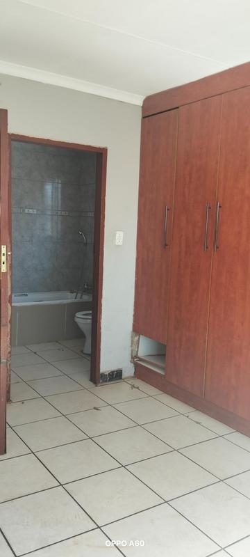 3 Bedroom Property for Sale in Dawn Park Gauteng