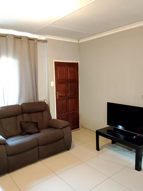 2 Bedroom Property for Sale in Cosmo City Gauteng