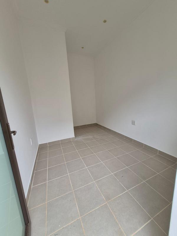 To Let 4 Bedroom Property for Rent in Raslouw Gauteng