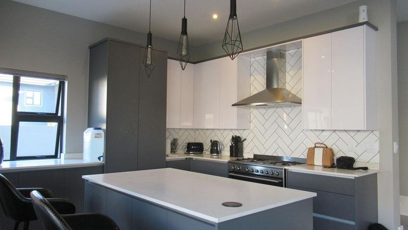 3 Bedroom Property for Sale in Olivedale Gauteng