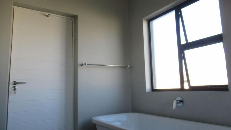 3 Bedroom Property for Sale in Olivedale Gauteng