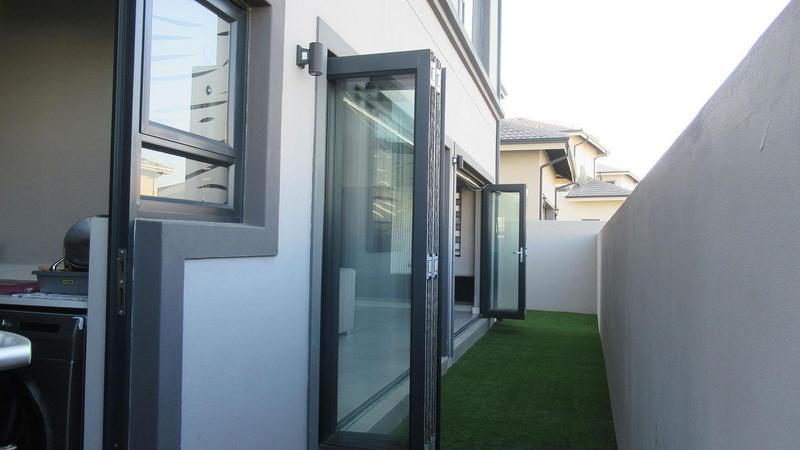 3 Bedroom Property for Sale in Olivedale Gauteng