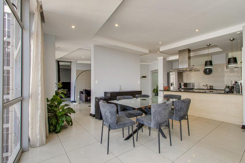 2 Bedroom Property for Sale in Sandton Central Gauteng