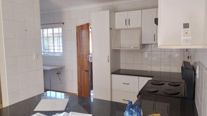 2 Bedroom Property for Sale in Eike Park Gauteng