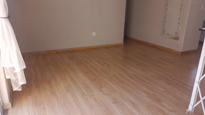 2 Bedroom Property for Sale in Eike Park Gauteng