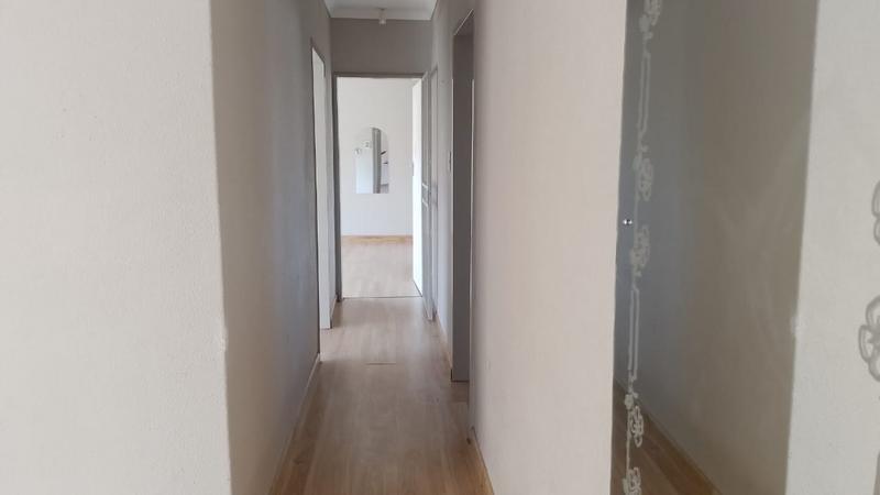 2 Bedroom Property for Sale in Eike Park Gauteng