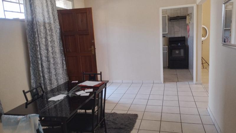 2 Bedroom Property for Sale in Greenhills Gauteng