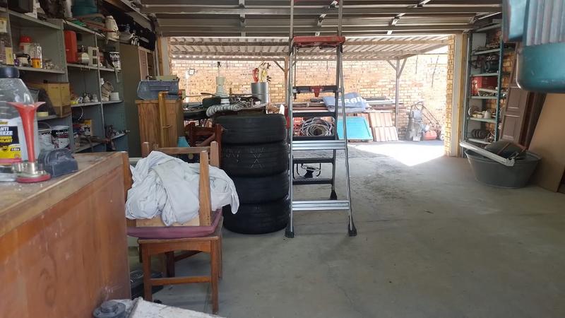 3 Bedroom Property for Sale in Helikonpark Gauteng