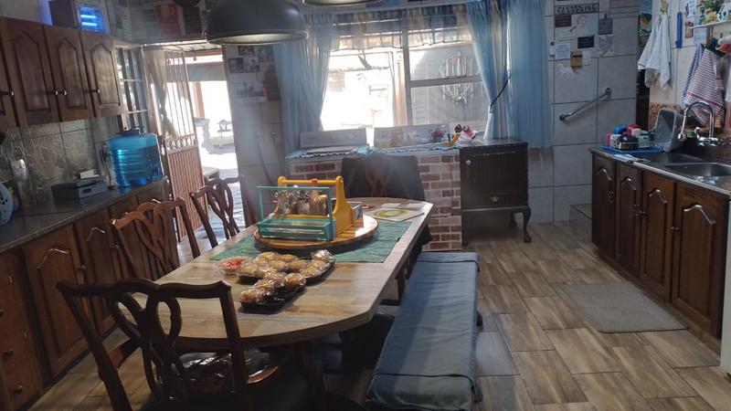 3 Bedroom Property for Sale in Helikonpark Gauteng