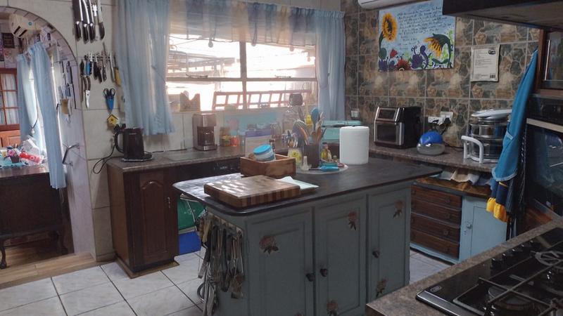 3 Bedroom Property for Sale in Helikonpark Gauteng