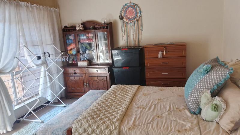 3 Bedroom Property for Sale in Helikonpark Gauteng