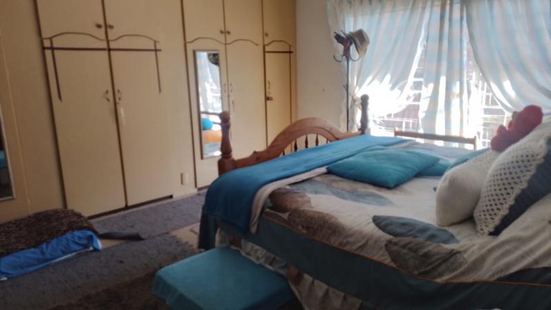 3 Bedroom Property for Sale in Helikonpark Gauteng