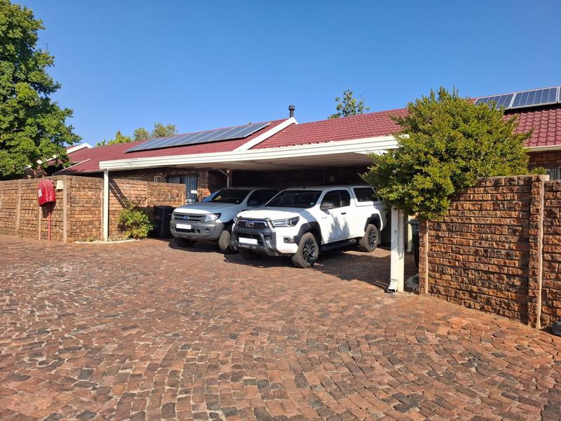 3 Bedroom Property for Sale in Pierre Van Ryneveld Gauteng