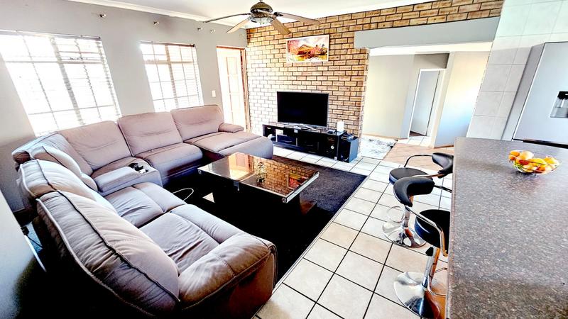 4 Bedroom Property for Sale in Castleview Gauteng
