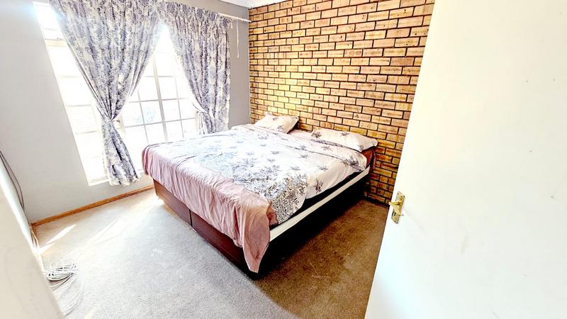 4 Bedroom Property for Sale in Castleview Gauteng