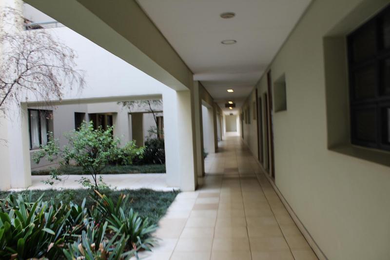 To Let 2 Bedroom Property for Rent in Bedford Gardens Gauteng