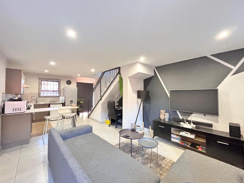 2 Bedroom Property for Sale in Theresa Park Gauteng