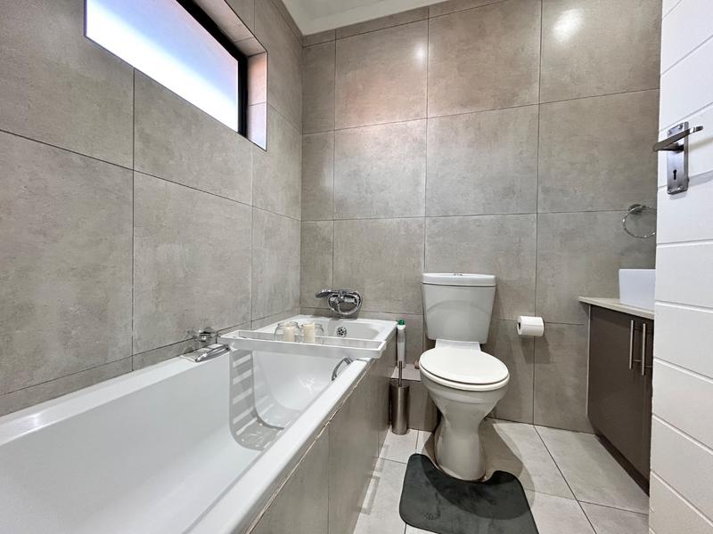 2 Bedroom Property for Sale in Theresa Park Gauteng