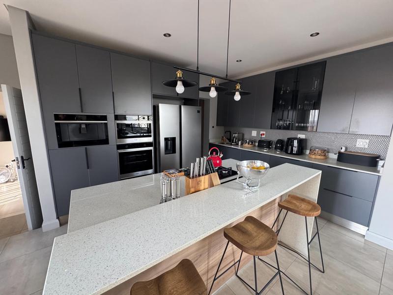4 Bedroom Property for Sale in Midstream Heights Gauteng