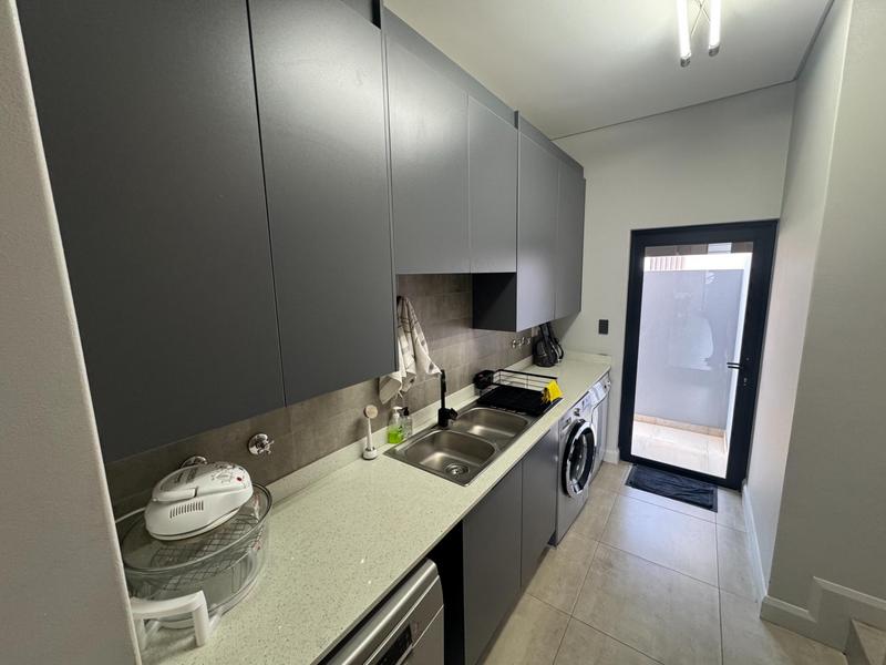 4 Bedroom Property for Sale in Midstream Heights Gauteng