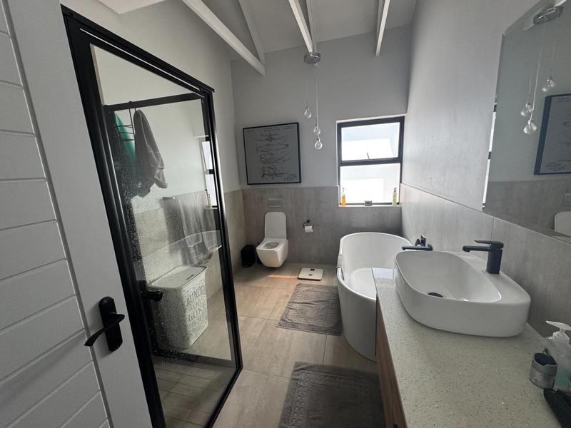4 Bedroom Property for Sale in Midstream Heights Gauteng