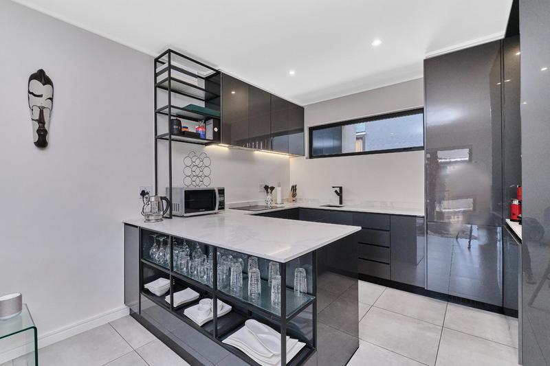 To Let 1 Bedroom Property for Rent in Hyde Park Gauteng