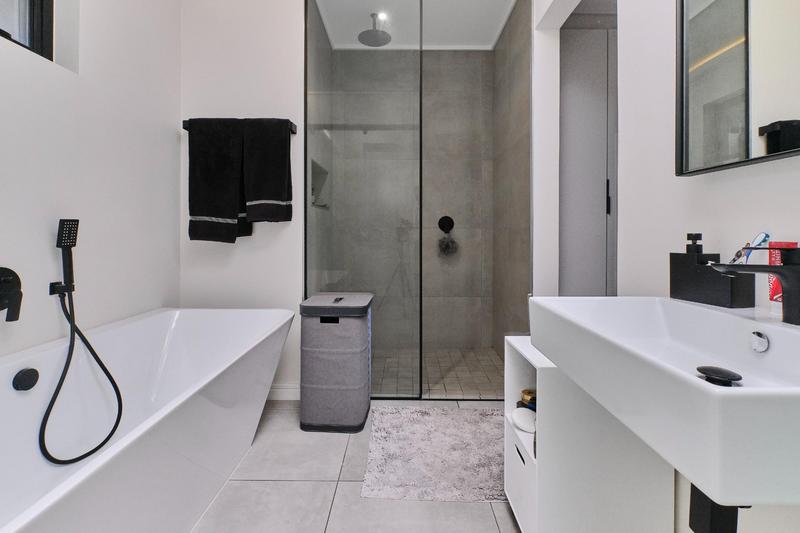 To Let 1 Bedroom Property for Rent in Hyde Park Gauteng